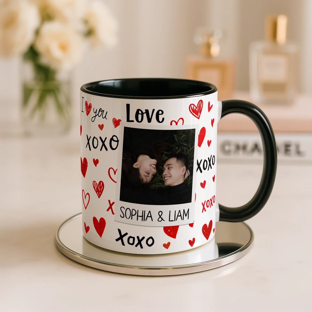 Personalised Love XOXO Couple Photo Mug - Image 1 | CreadGift